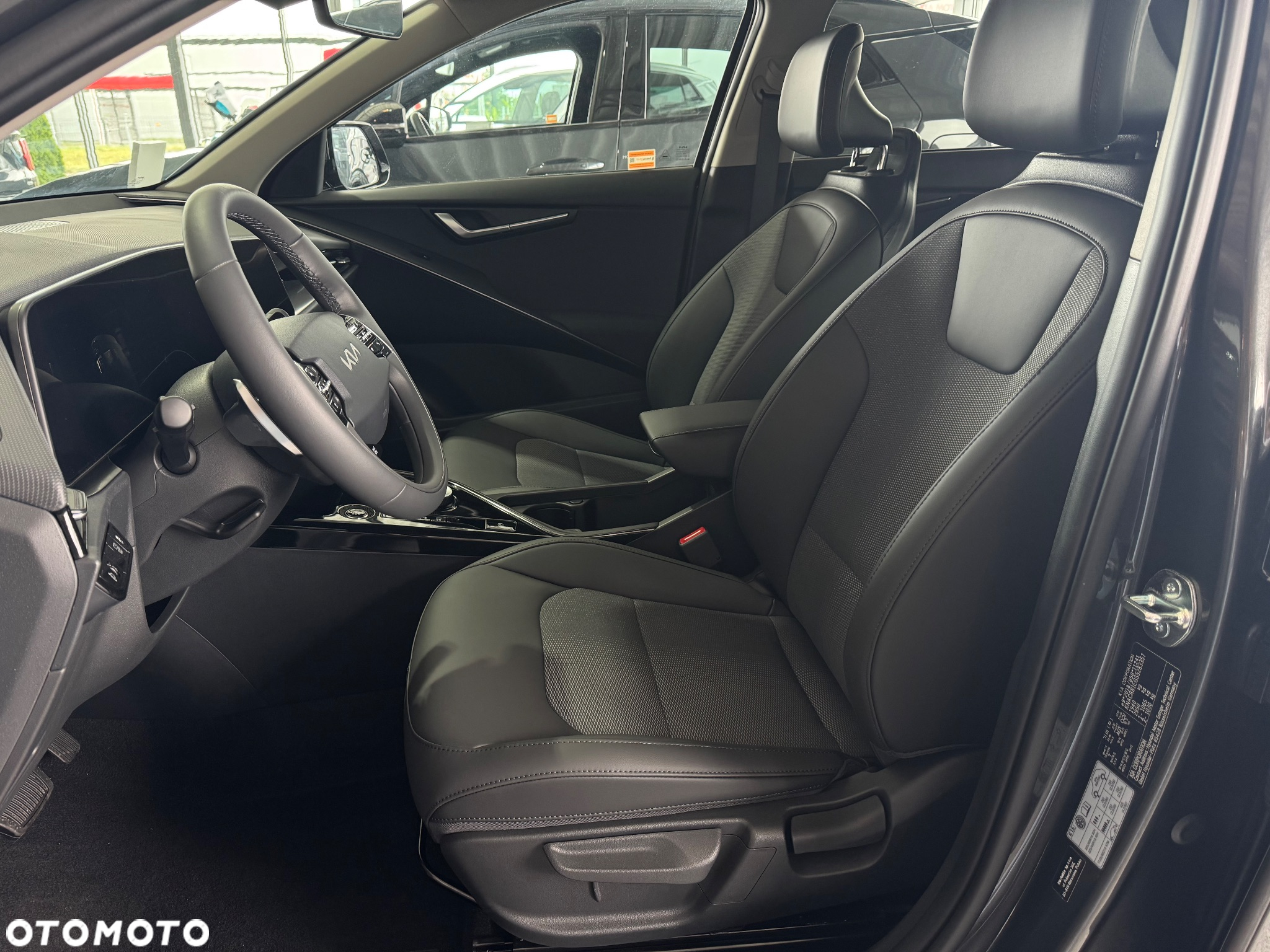 Kia Niro 1.6 GDI Hybrid L - 8