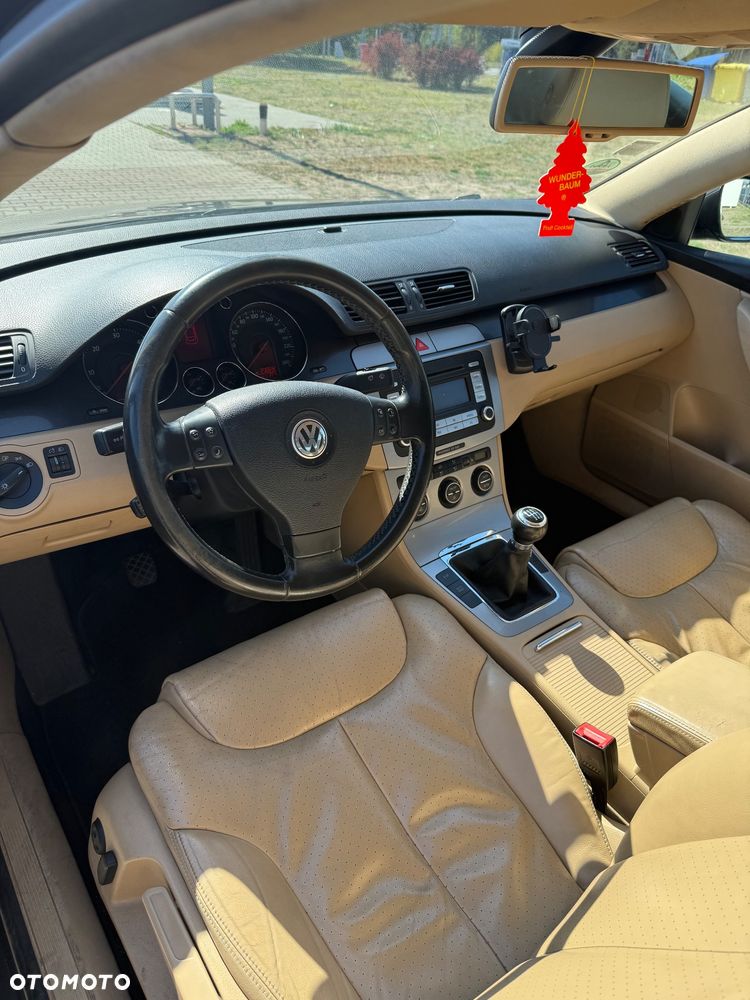 Volkswagen Passat 2.0 TDI DPF Comfortline - 5