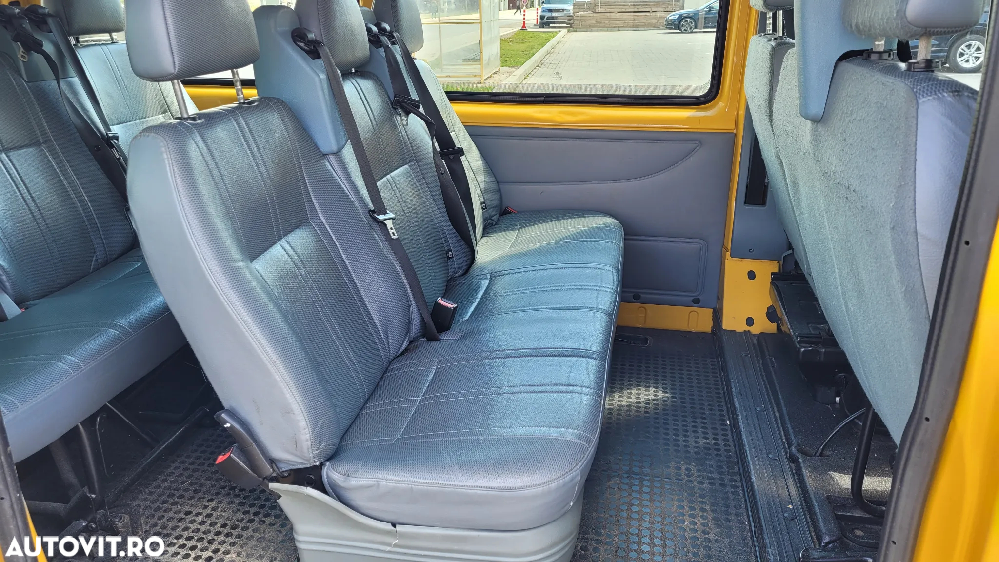 Ford Transit 300 K TDCi Pkw Basis - 8