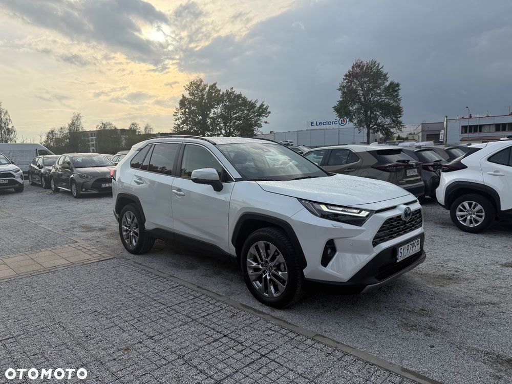 Toyota Rav4 2025 photo 3
