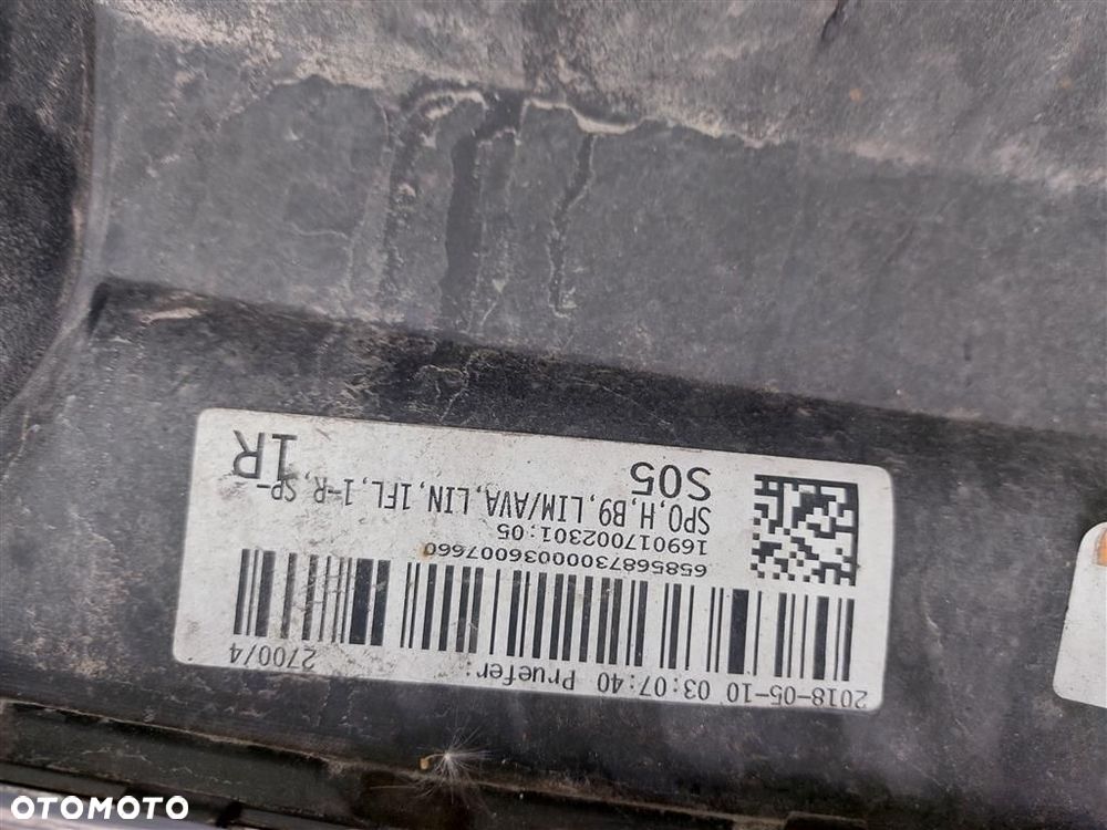 Dokładka zderzaka tył dyfuzor Audi A4 B9 8W 2015- 8W0807521 ORYGINAŁ - 13