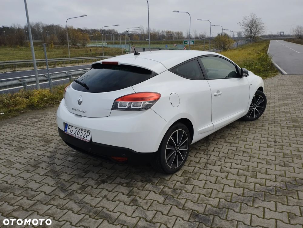 Renault Megane ENERGY TCe 115 Start & Stop Bose Edition - 4