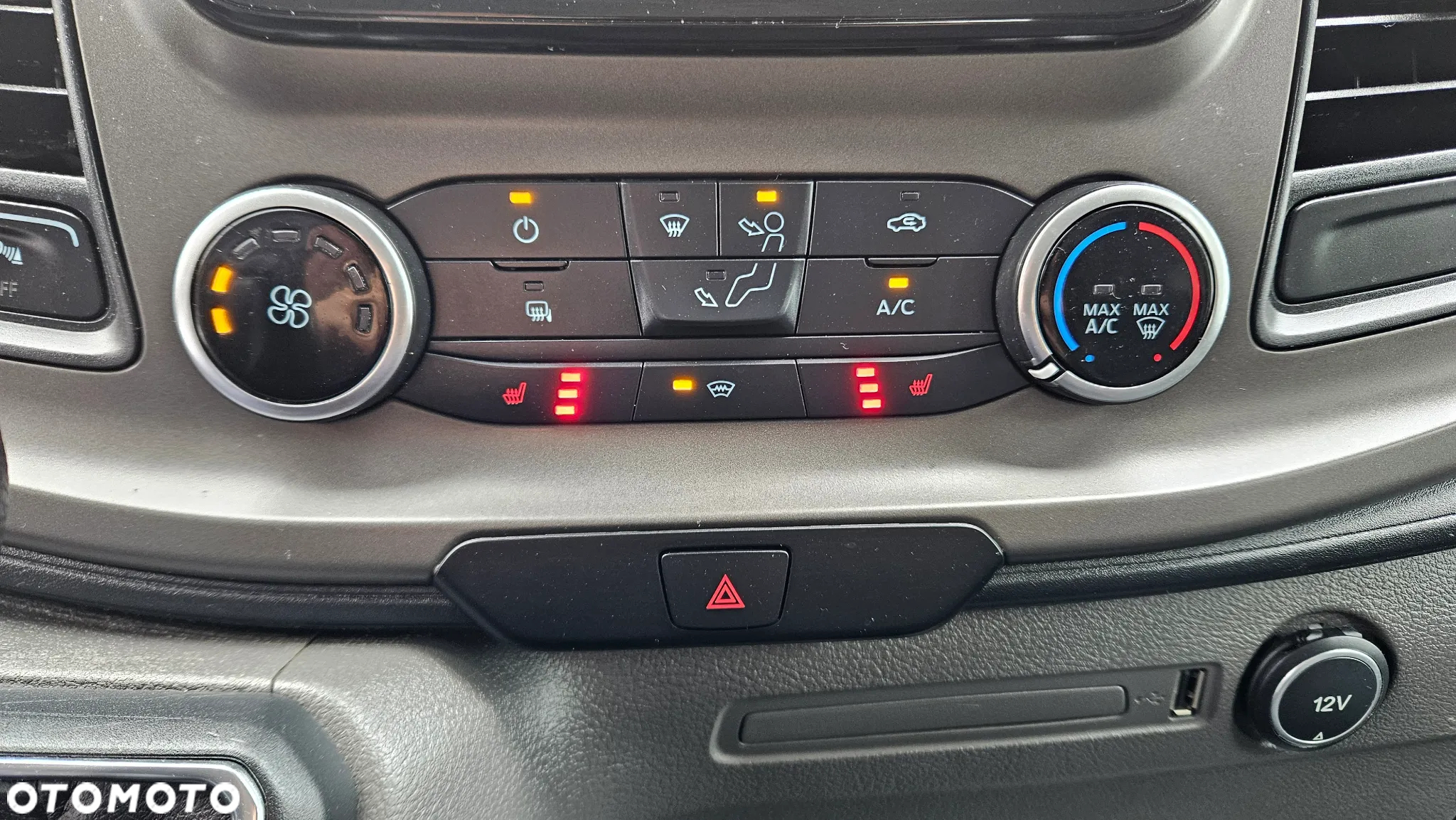 Ford Custom 2,0 TDCI Lift - 21