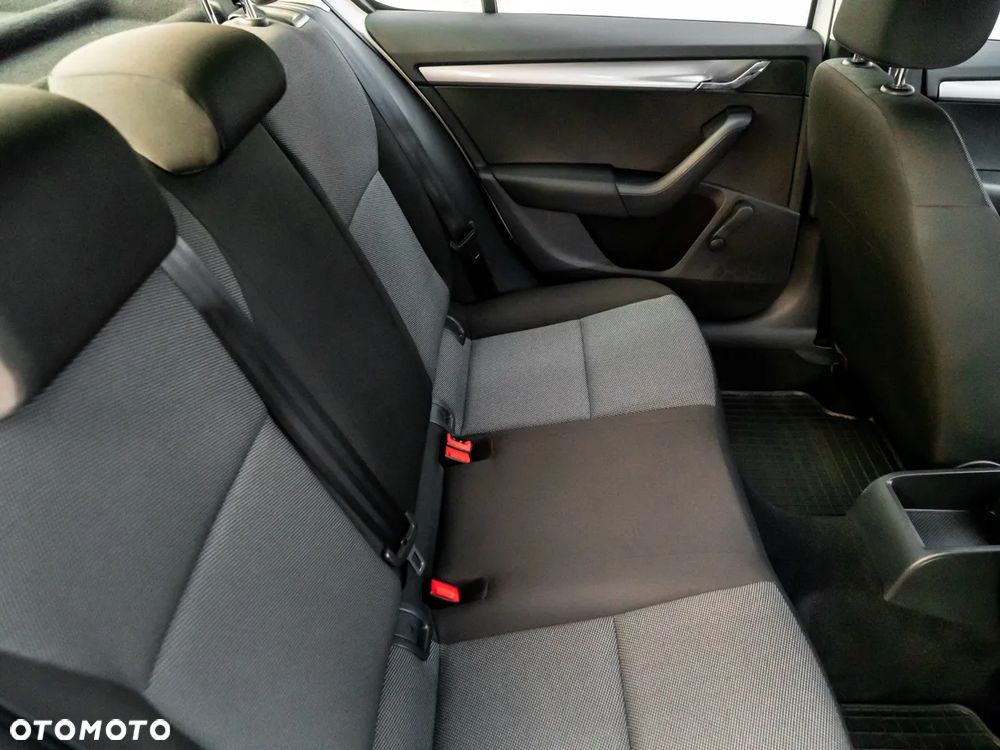 Skoda Octavia 1.4 TSI Active - 24