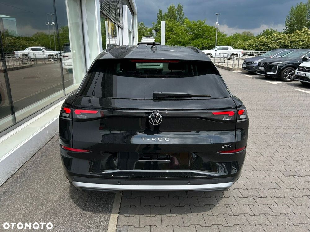 Volkswagen T-Roc - 12