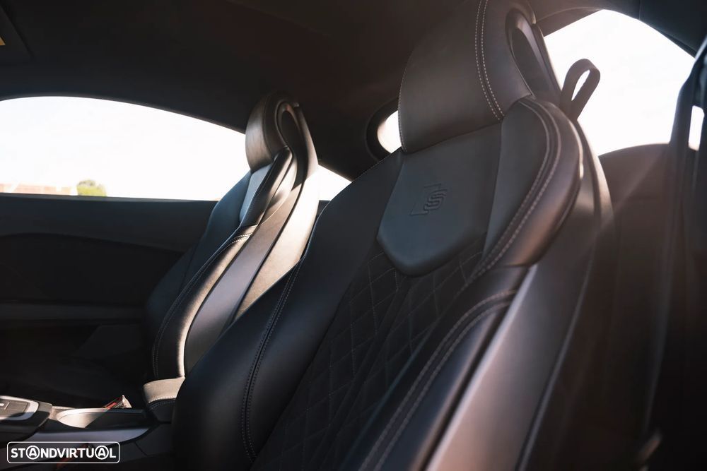 Audi TTS Coupé TFSI quattro S tronic - 16