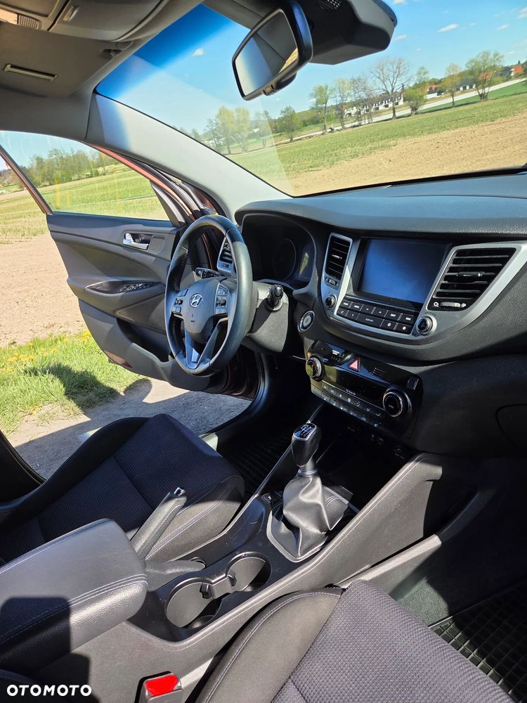 Hyundai Tucson 1.6 GDI BlueDrive Comfort 2WD - 9