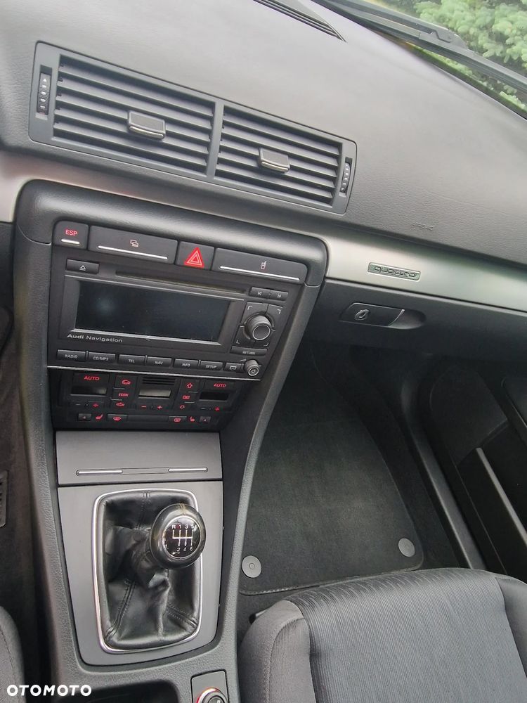 Audi A4 Avant 1.8 T quattro - 24