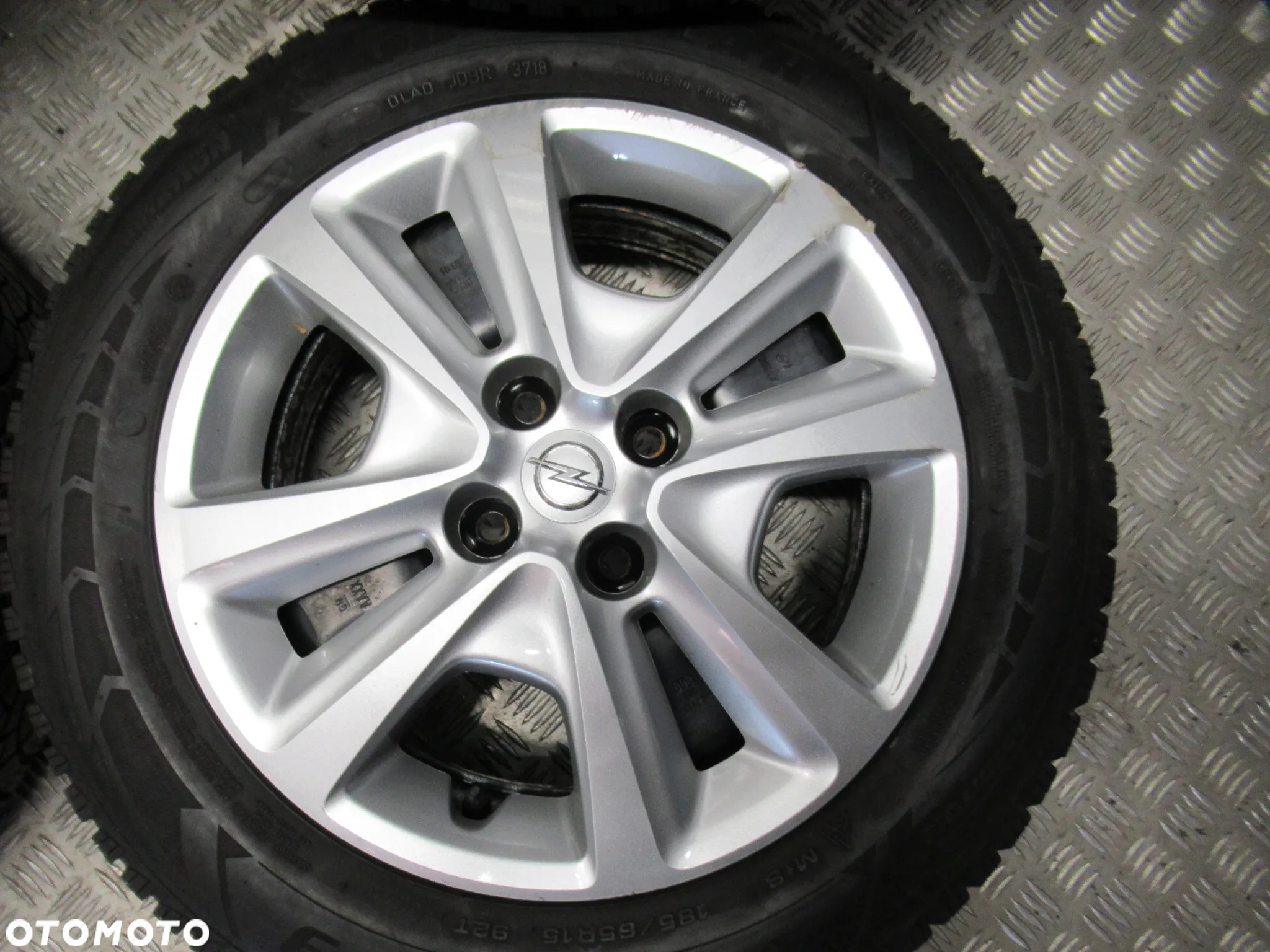 Koła Opel Corsa D E Adam Meriva 6Jx15 et39 4x100 zima 7,5mm CZUJNIKI - 3