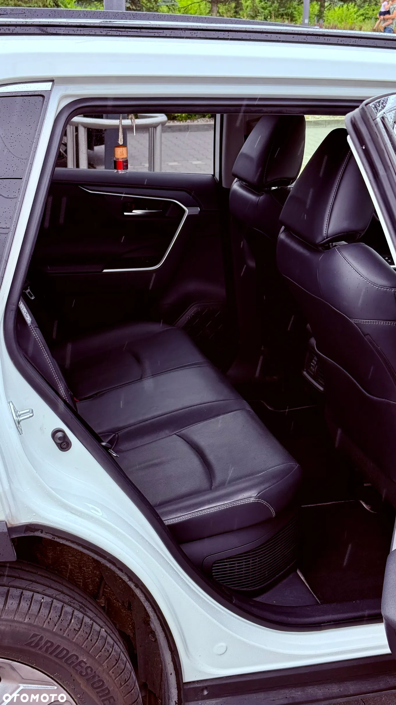Toyota RAV4 2.5 Hybrid Executive 4x2 - 18