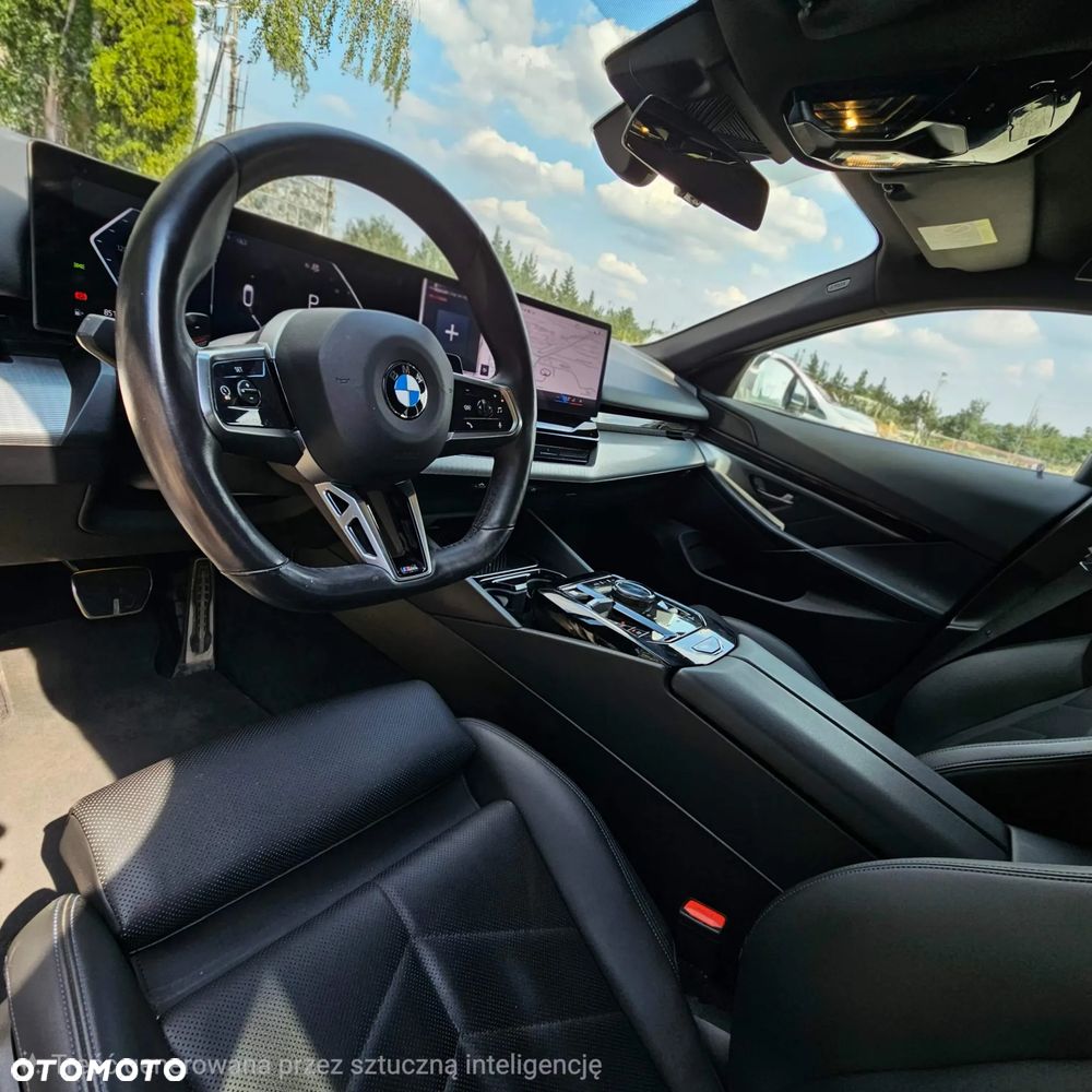 BMW Seria 5 520i mHEV - 16