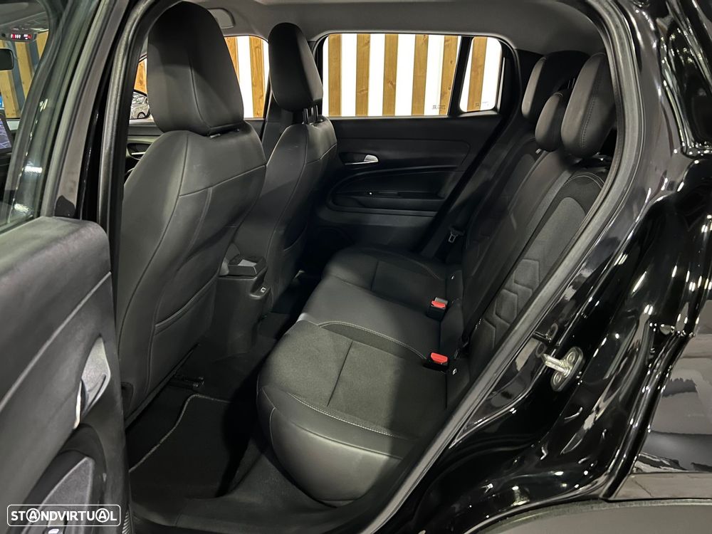 Jeep Avenger 1.2 GSE T3 Altitude - 12