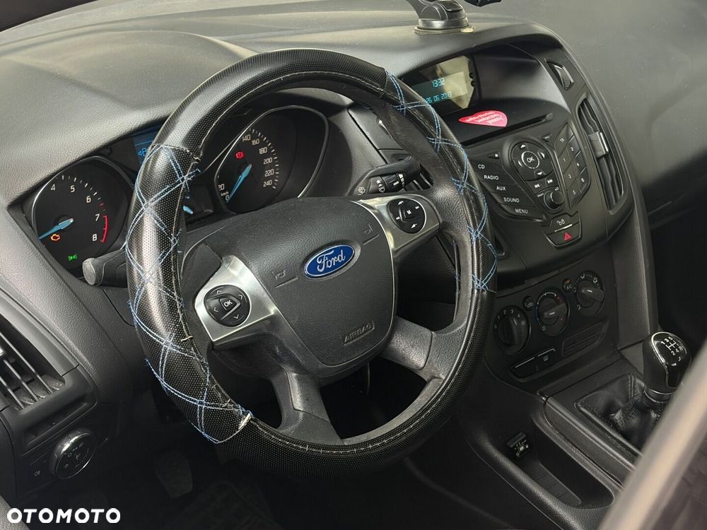 Ford Focus 1.6 Ambiente Start - 14