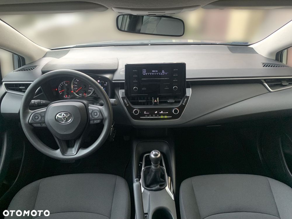 Toyota Corolla 1.6 Active EU6 - 3