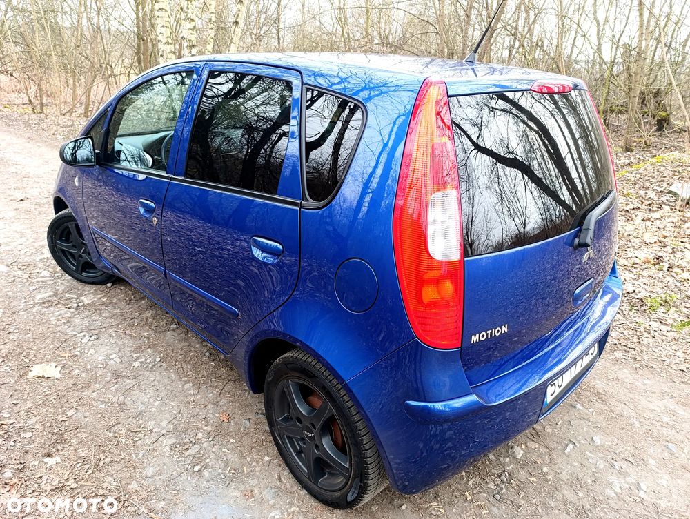 Mitsubishi Colt - 11