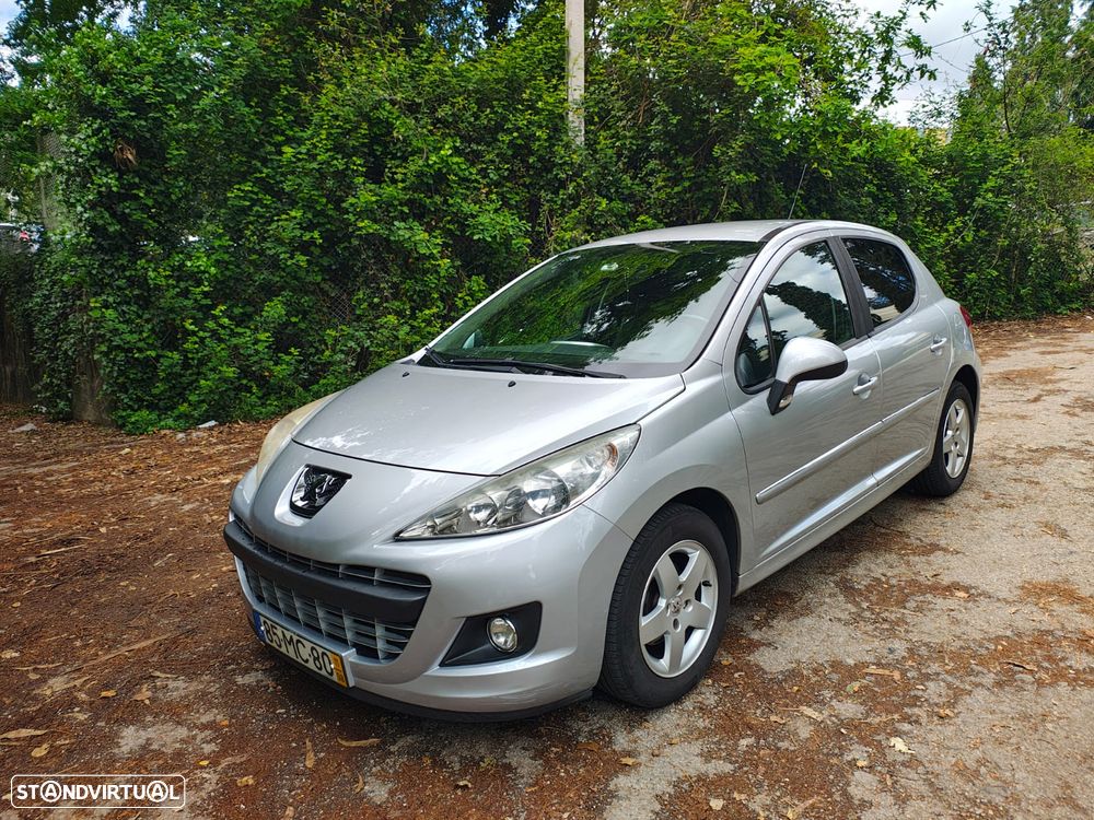 Peugeot 207 1.4 HDi Premium - 1