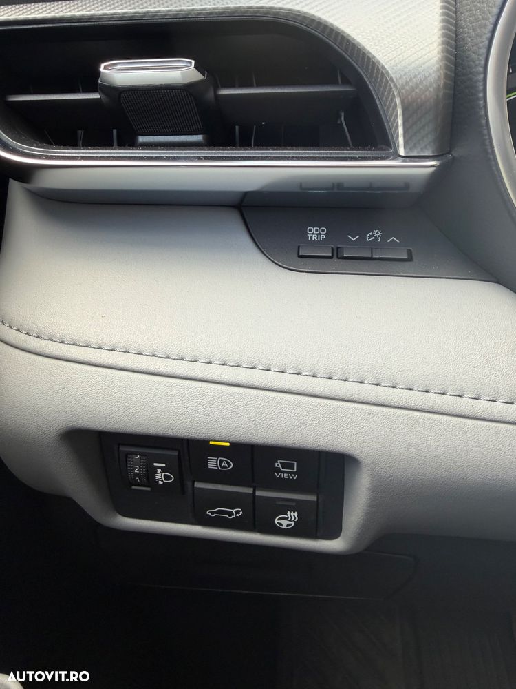 Toyota Highlander 2.5 L Dynamic Force 248CP Luxury Pearly - 18