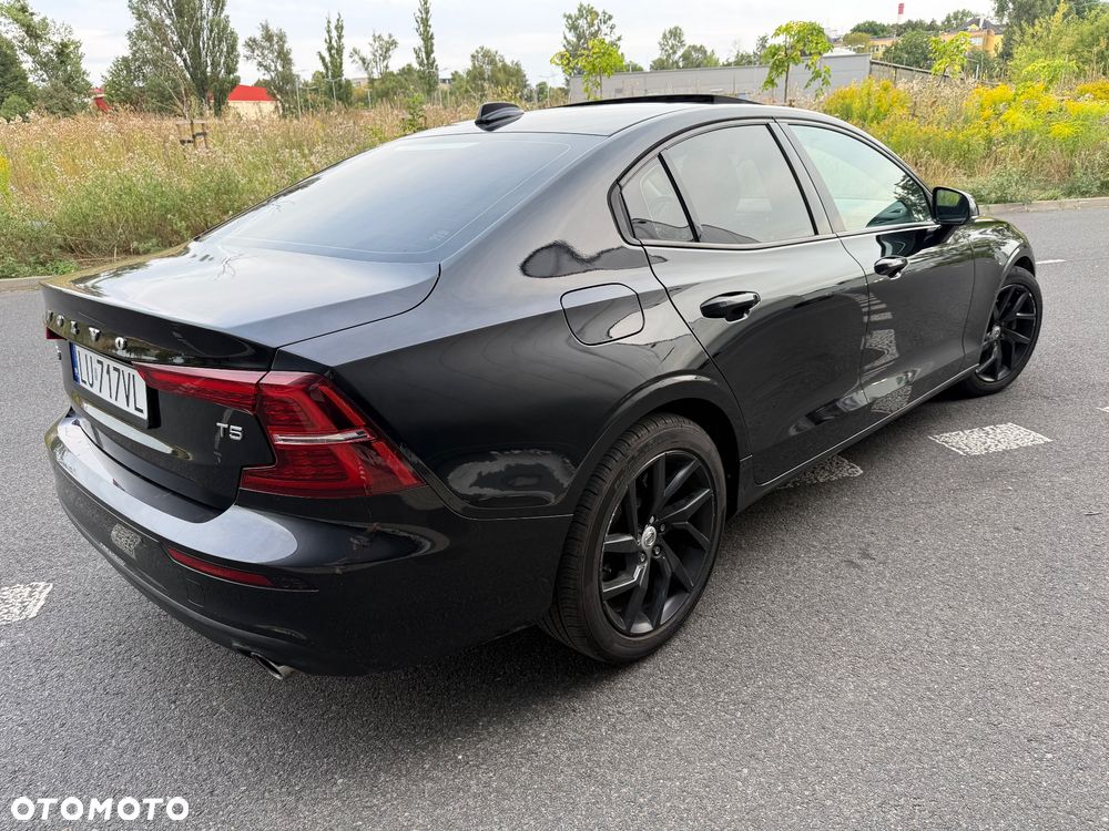 Volvo S60 T5 Momentum Pro - 5