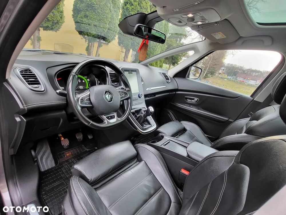 Renault Scenic 1.6 dCi Energy Bose Edition S&S - 9