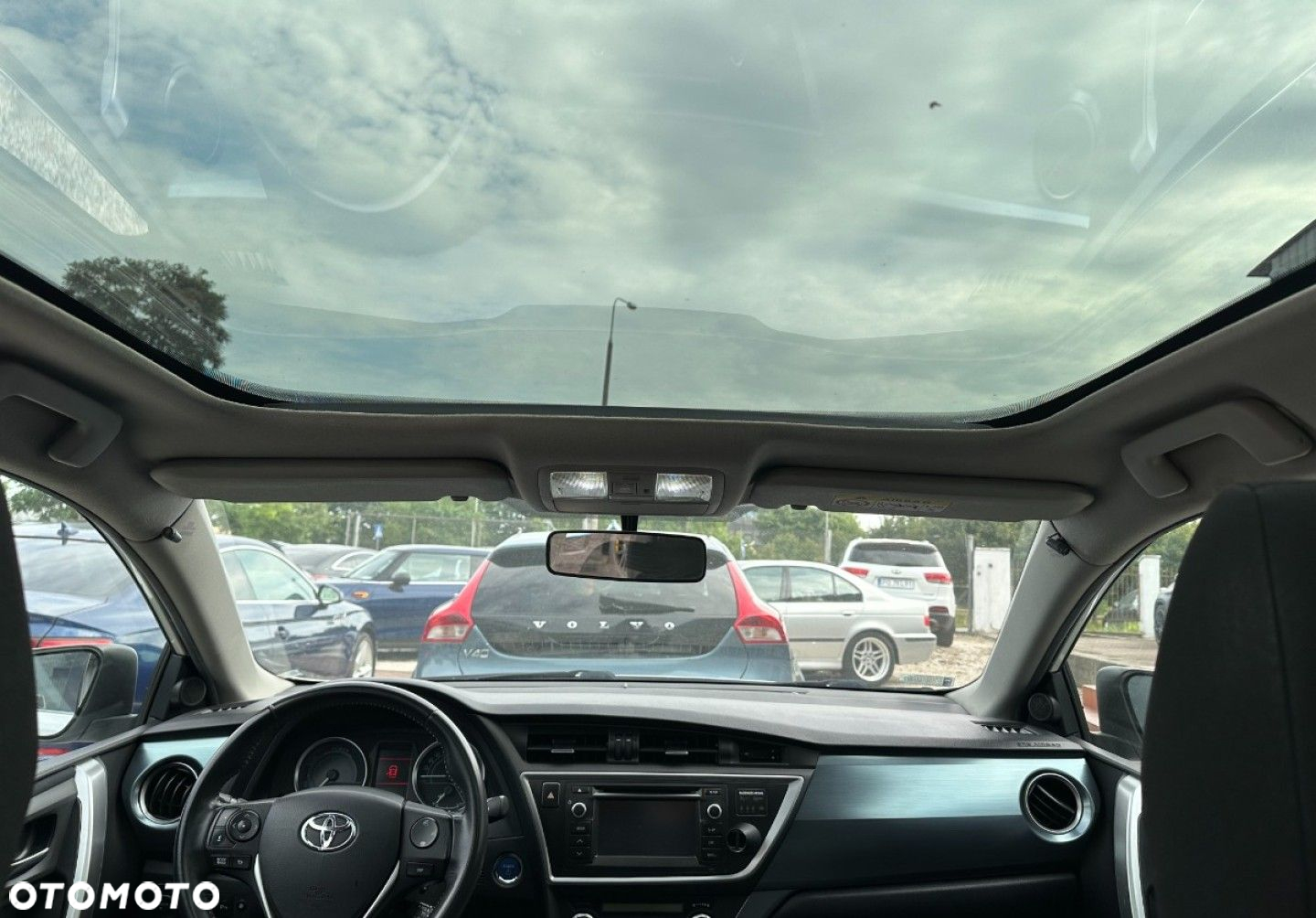 Toyota Auris - 18