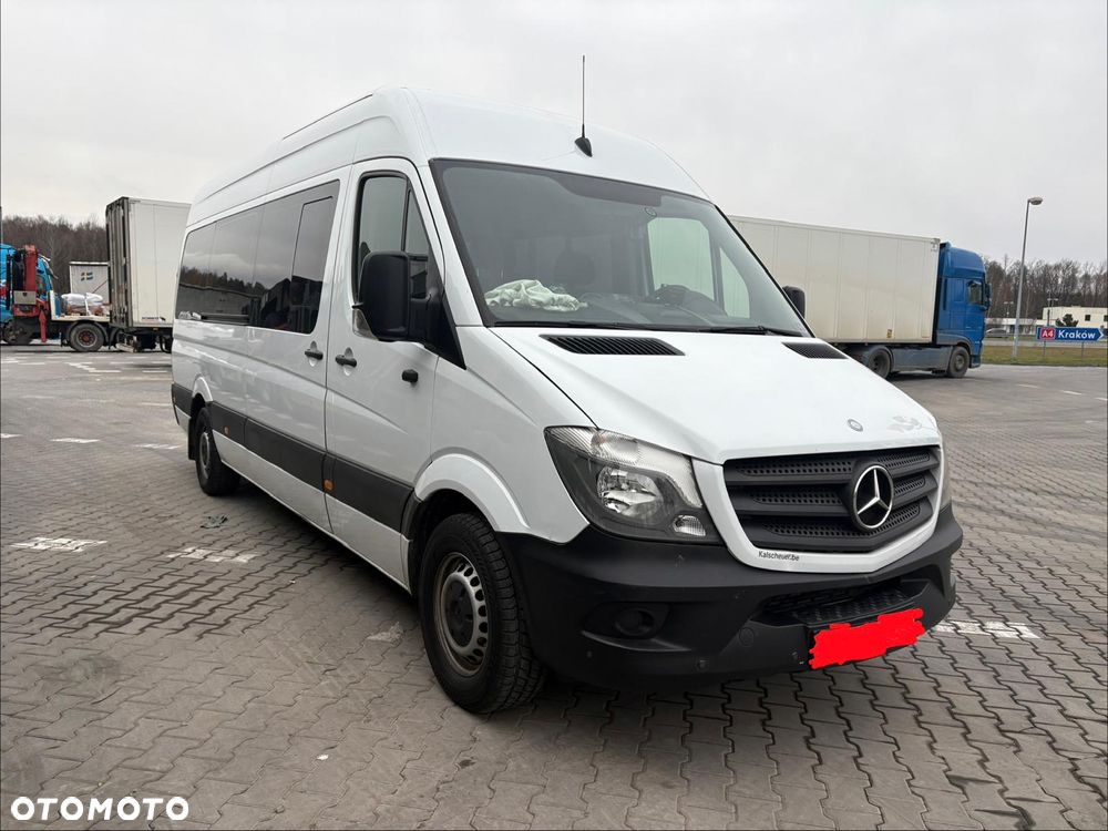 Mercedes-Benz Sprinter - 2