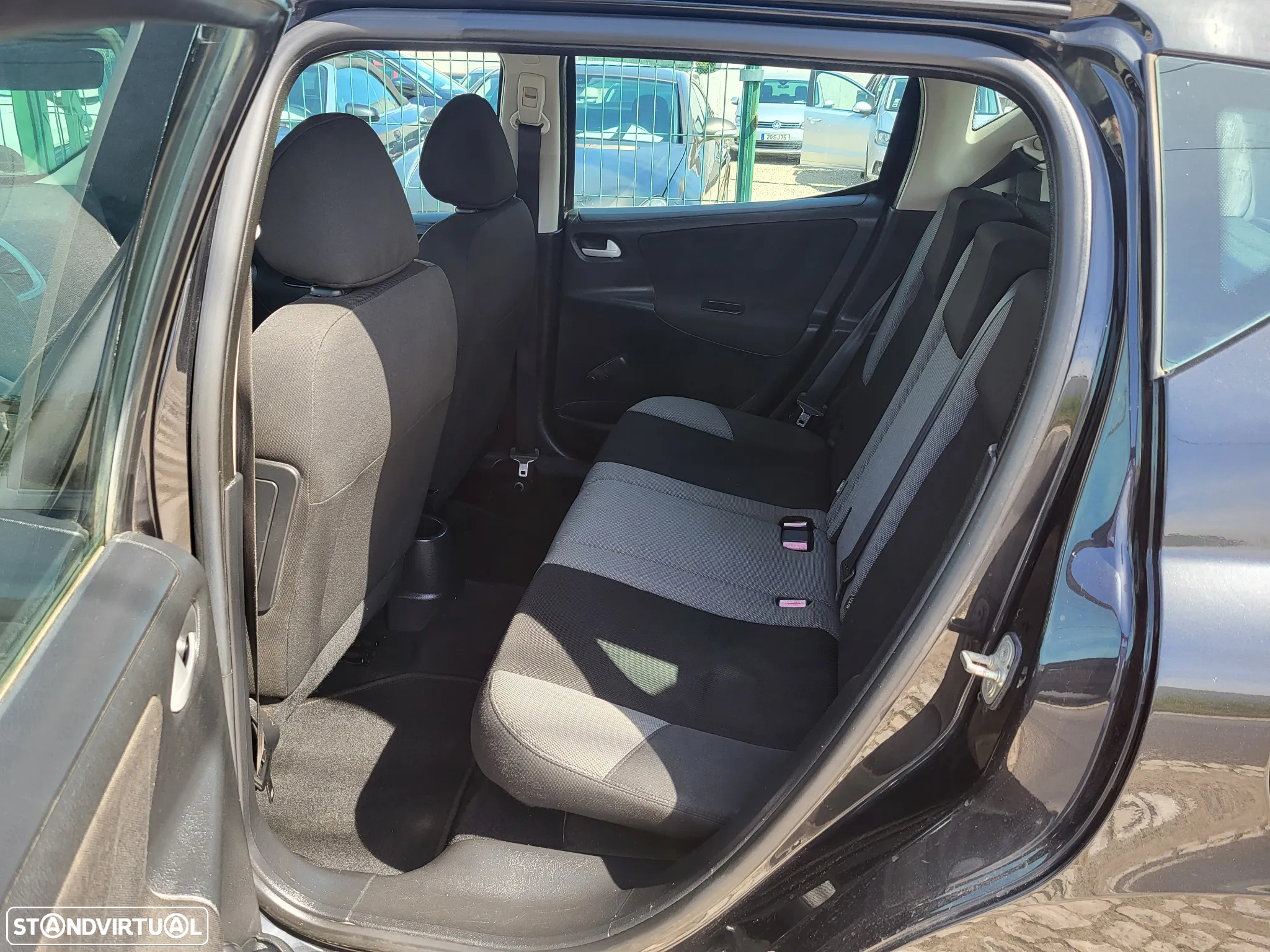 Peugeot 207 SW 1.4 Trendy - 8