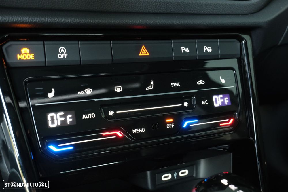 VW T-Roc 1.5 TSI R-Line DSG - 37