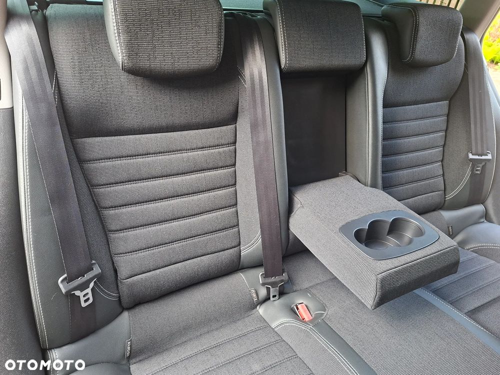 Renault Laguna 2.0 16V 140 Sportway - 19