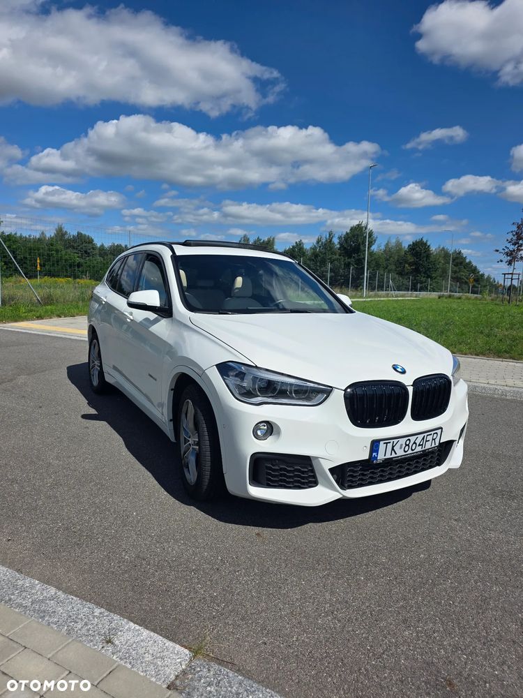 BMW X1 xDrive25i Sport Line - 8