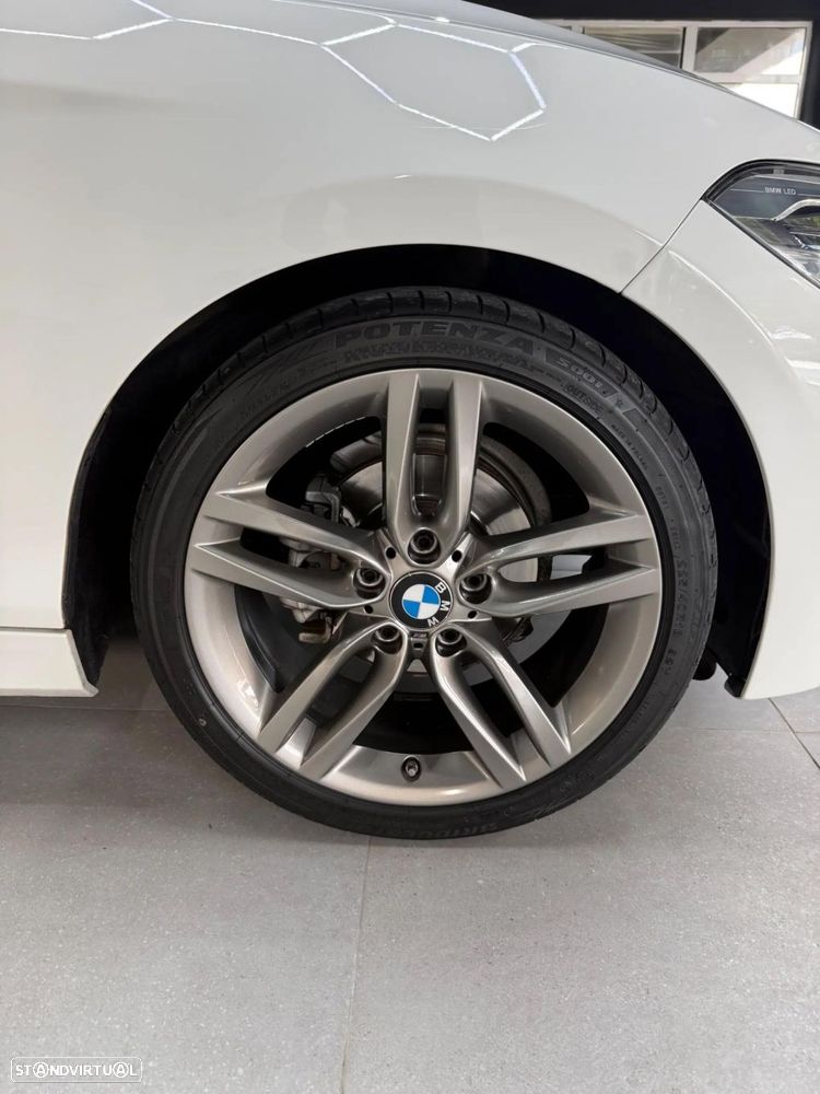 BMW 116 d Pack M - 11