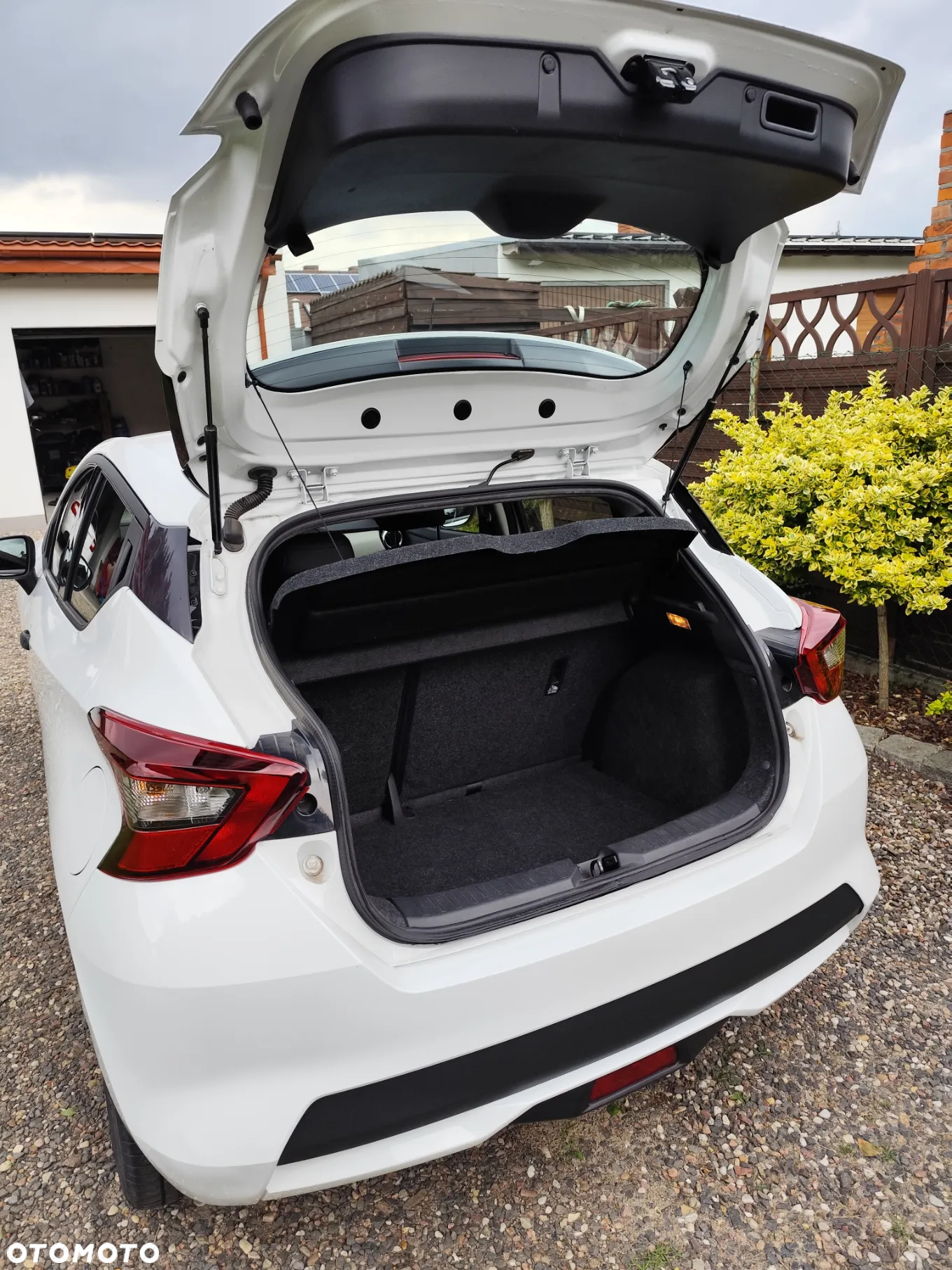Nissan Micra 1.0 Visia Plus - 5