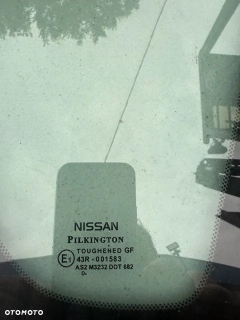 SZYBA KAROSERYJNA PRAWA NISSAN NOTE HB 09-13 1.4 - 4