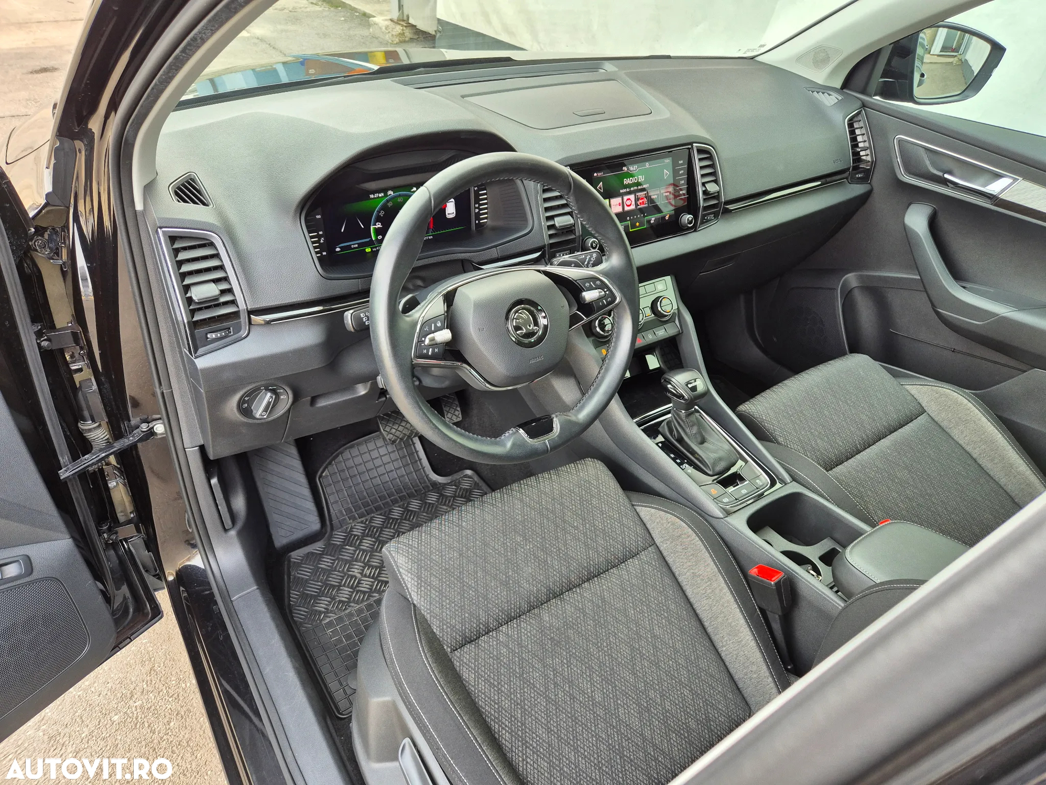 Skoda Karoq 1.5 TSI DSG Style - 11