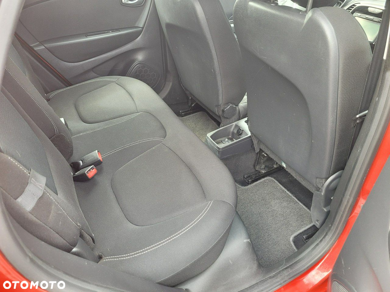Renault Captur - 13