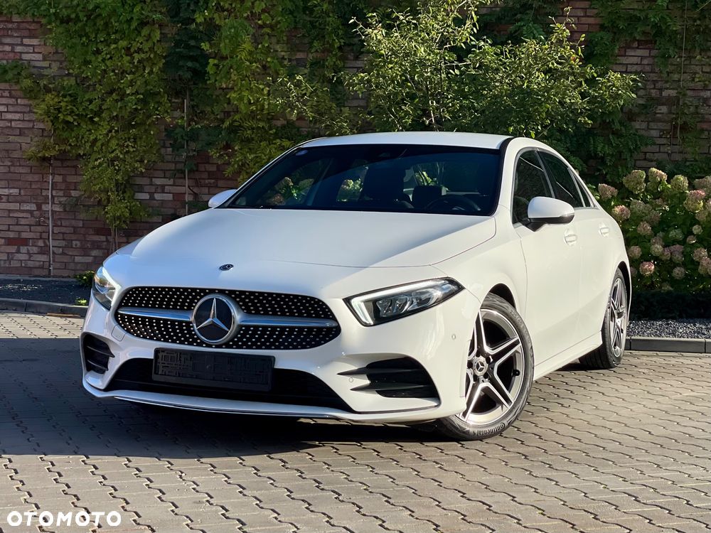 Mercedes-Benz Klasa A 180 7G-DCT AMG Line - 1