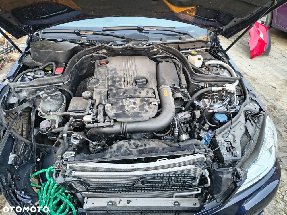 Mercedes-Benz Klasa C 180 CGI BlueEFFICIENCY - 10