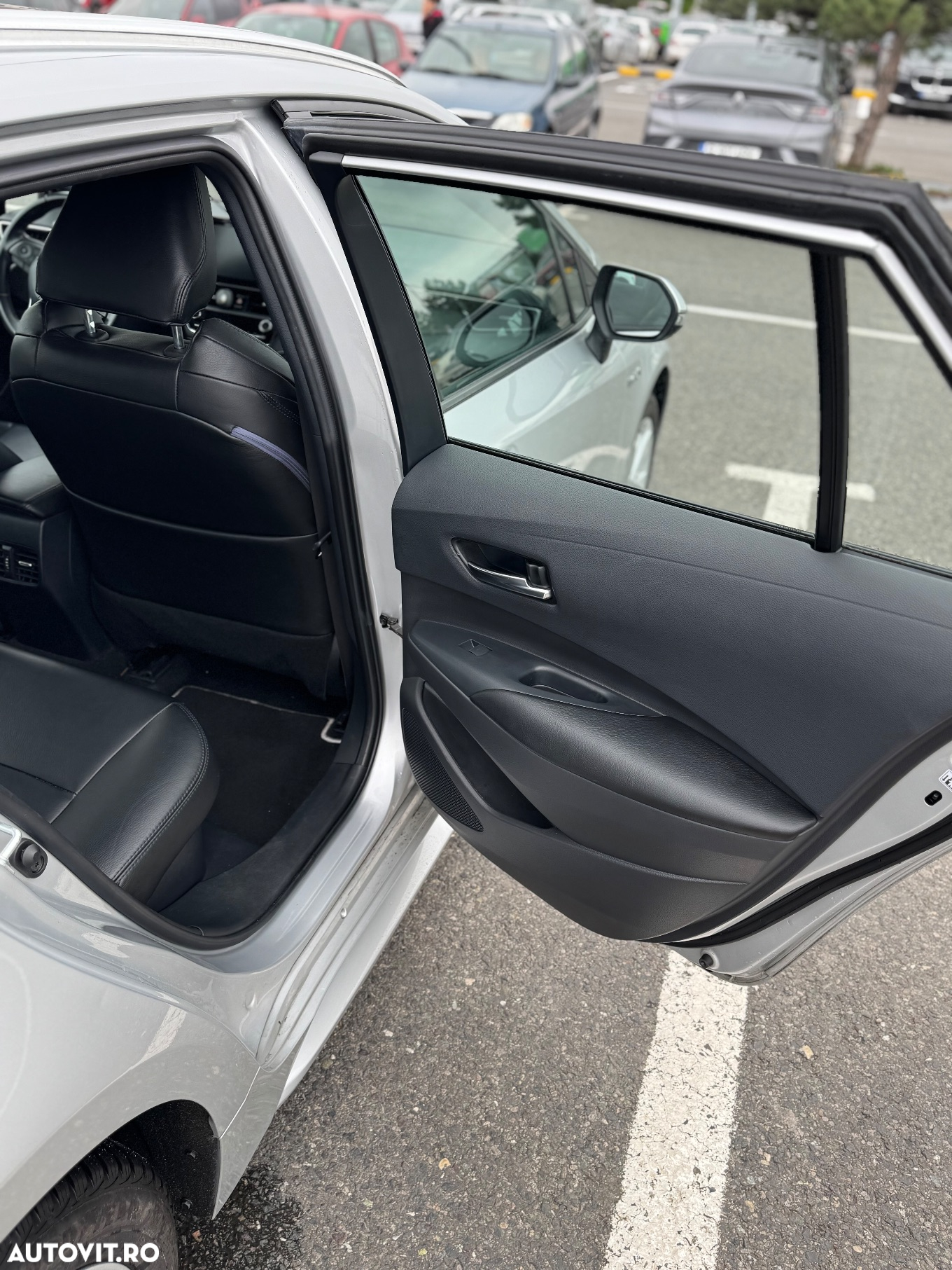 Toyota Corolla 1.8 HSD Exclusive - 11