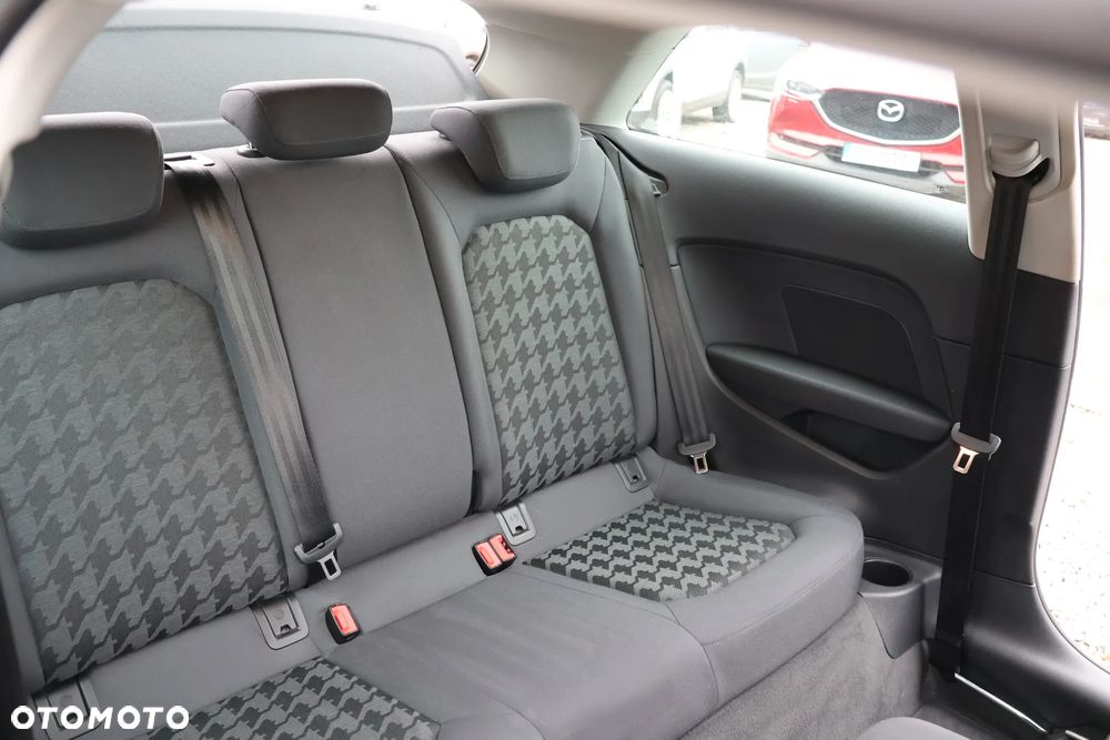 Audi A3 3-drzwiowe - 12