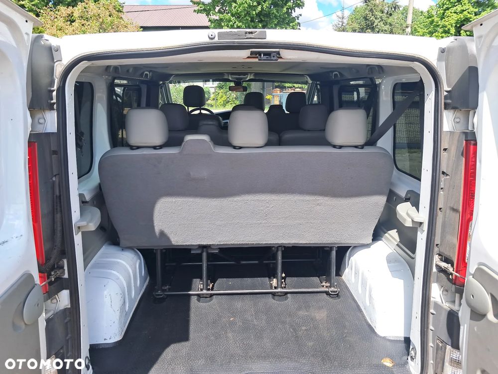 Opel Vivaro - 17