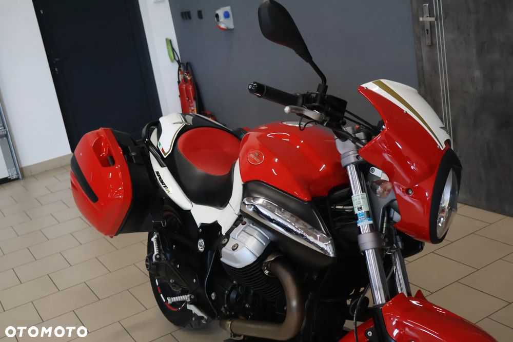 Moto Guzzi 1200 - 7