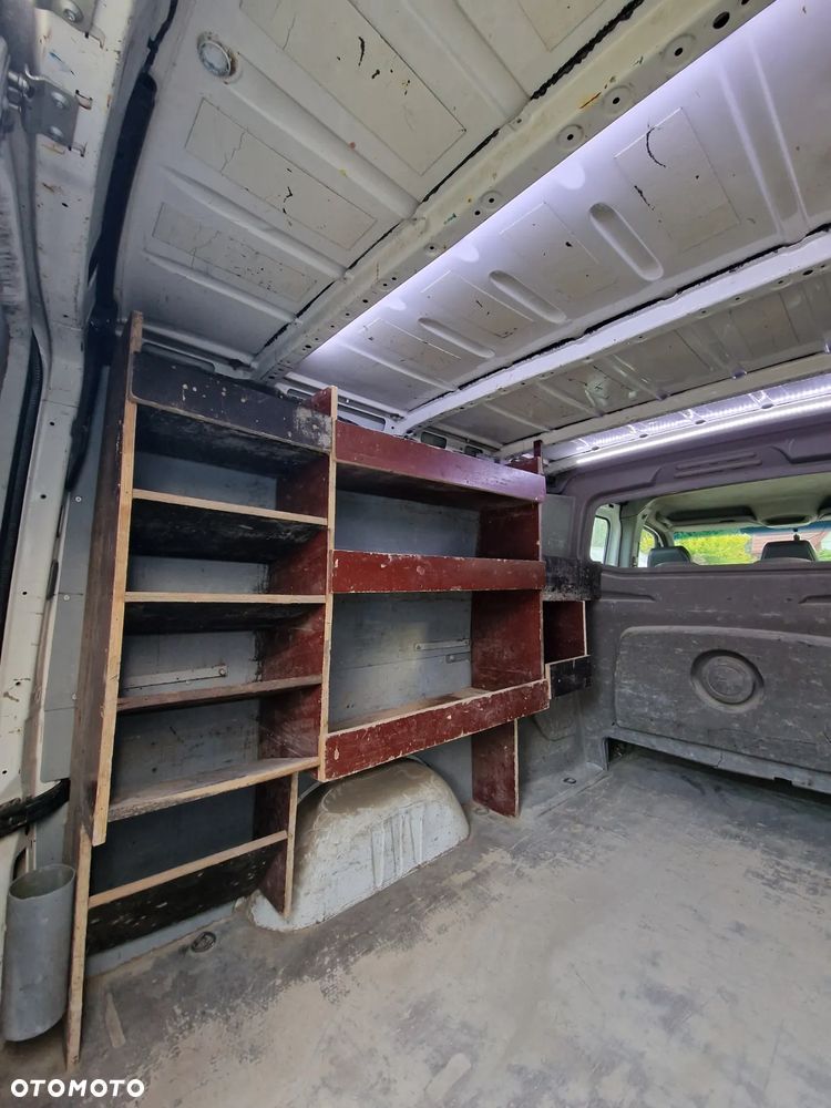 Volkswagen Crafter - 23