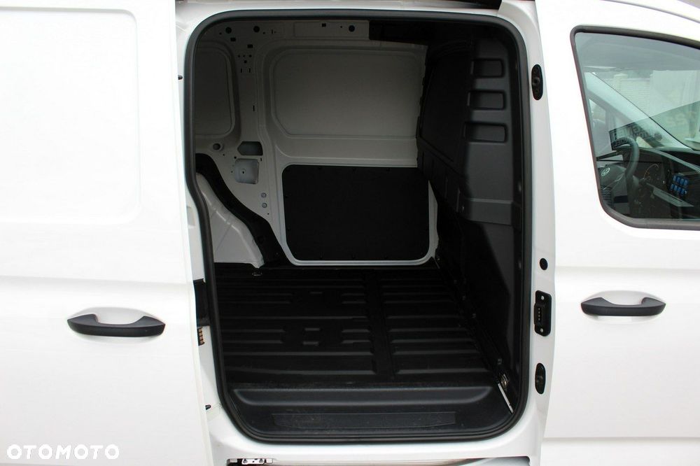 Volkswagen Caddy - 9