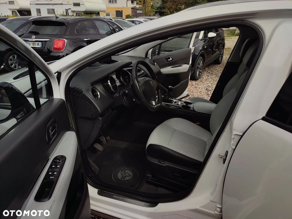 Peugeot 3008 HDi FAP 150 Roland Garros - 15