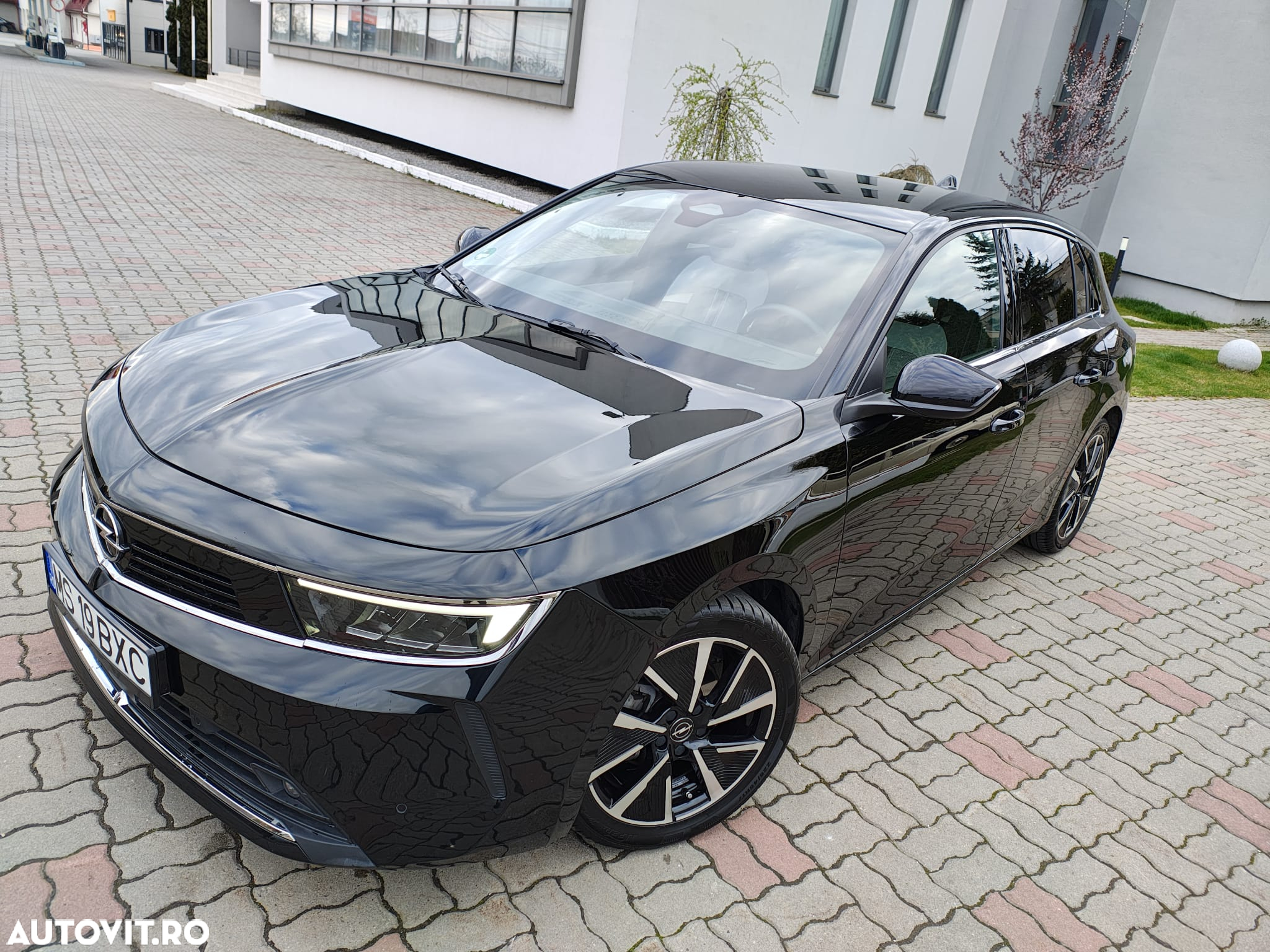 Opel Astra 1.2L Turbo Start/Stop GS Line - 16