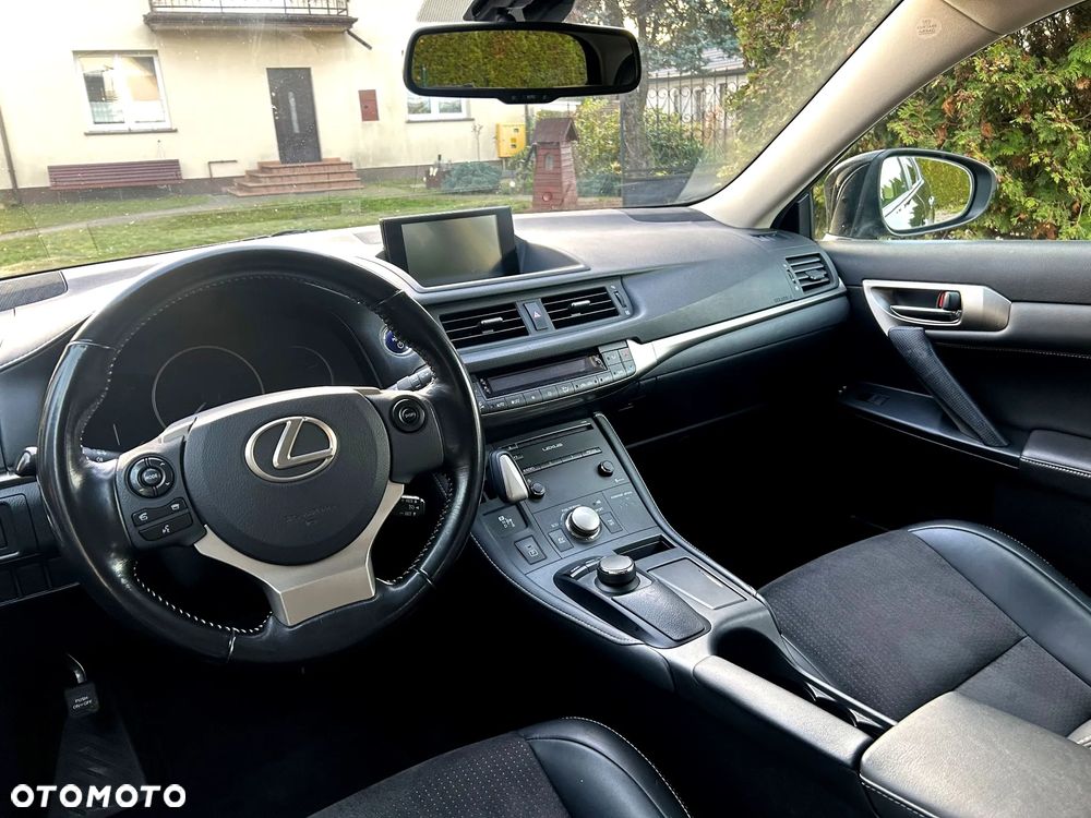 Lexus CT 200h Prestige - 5