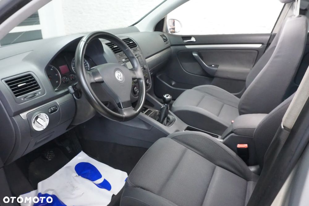 Volkswagen Golf 2.0 TDI DPF Sportline - 19