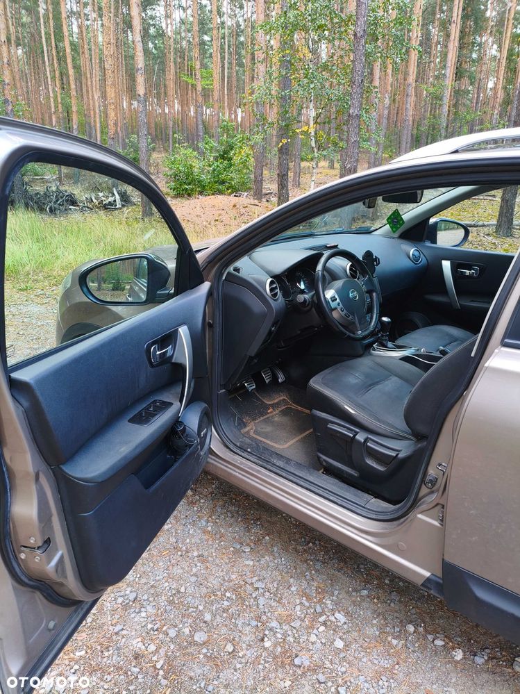 Nissan Qashqai+2 - 5