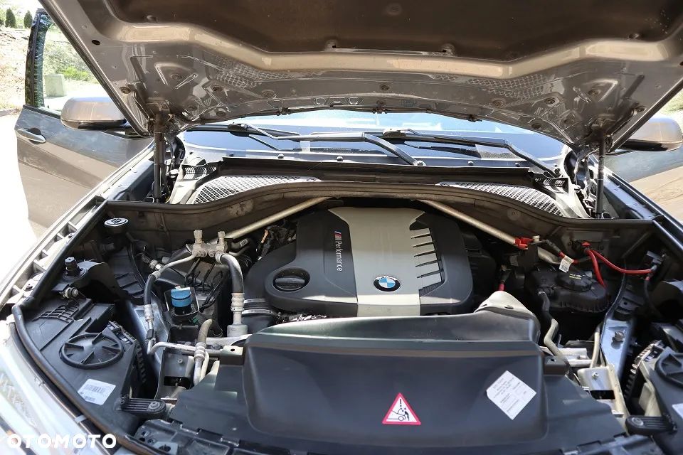 BMW X5 M M50d - 13