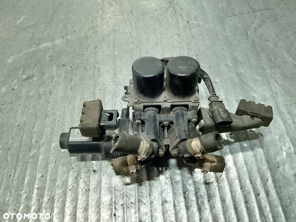 DODATKOWA POMPA WODY VW PHAETON - 1