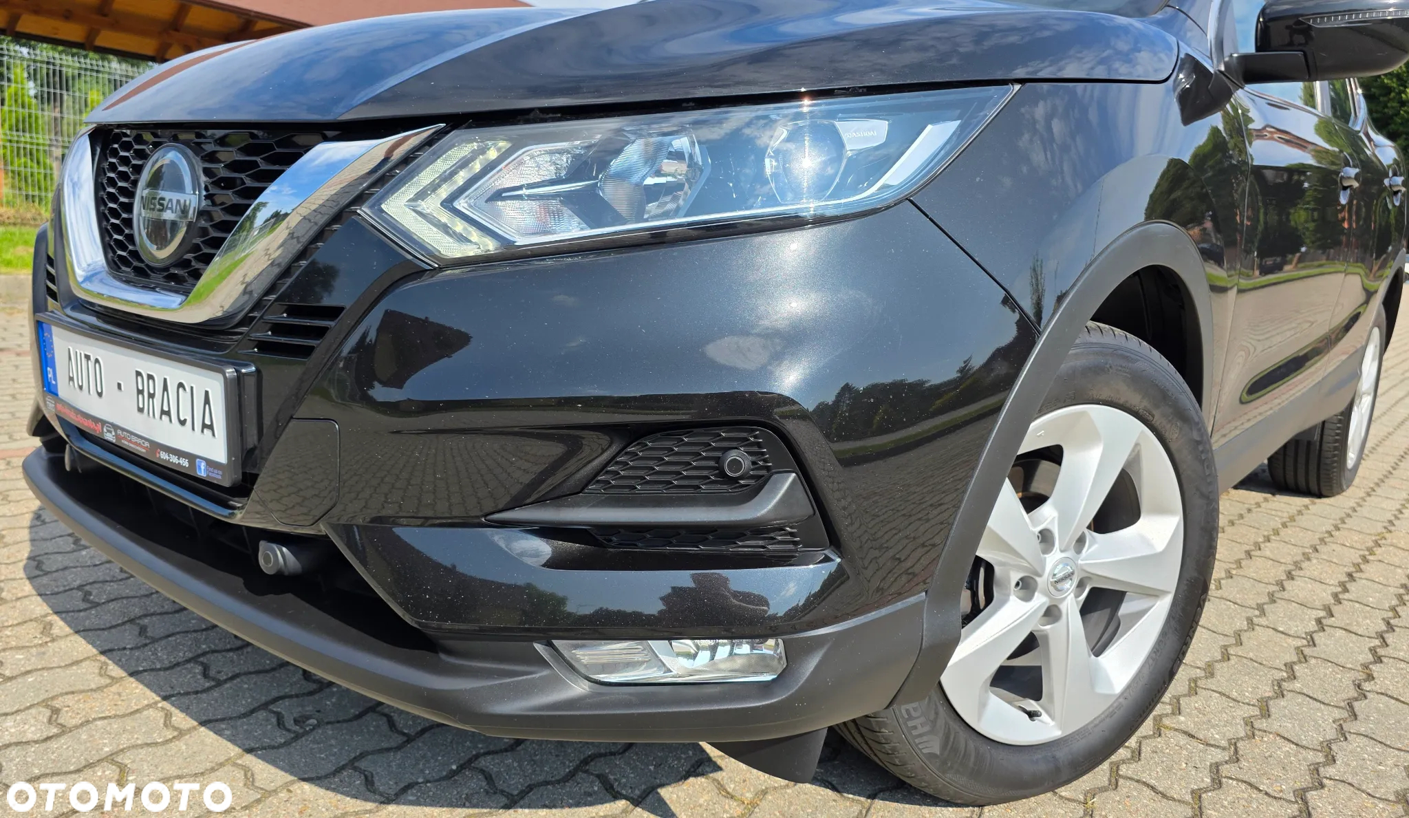 Nissan Qashqai 1.3 DIG-T TEKNA - 30